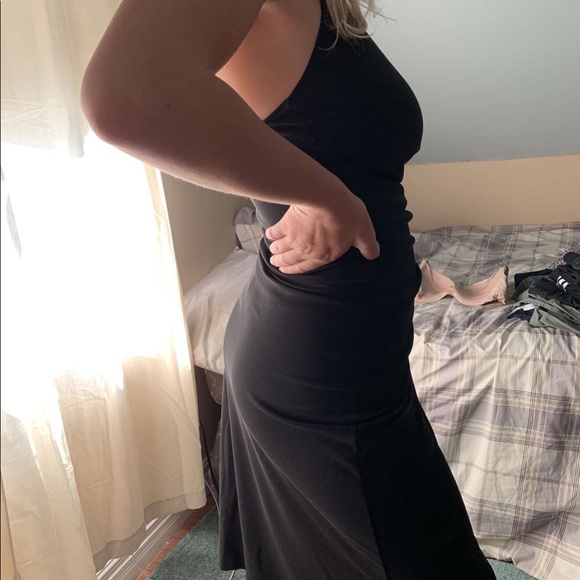 La chateau dress - Picture 3 of 3